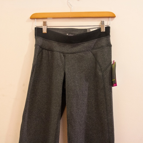 Tek Gear Mid Rise Boot Cut Yoga Pants - Picture 2 of 5